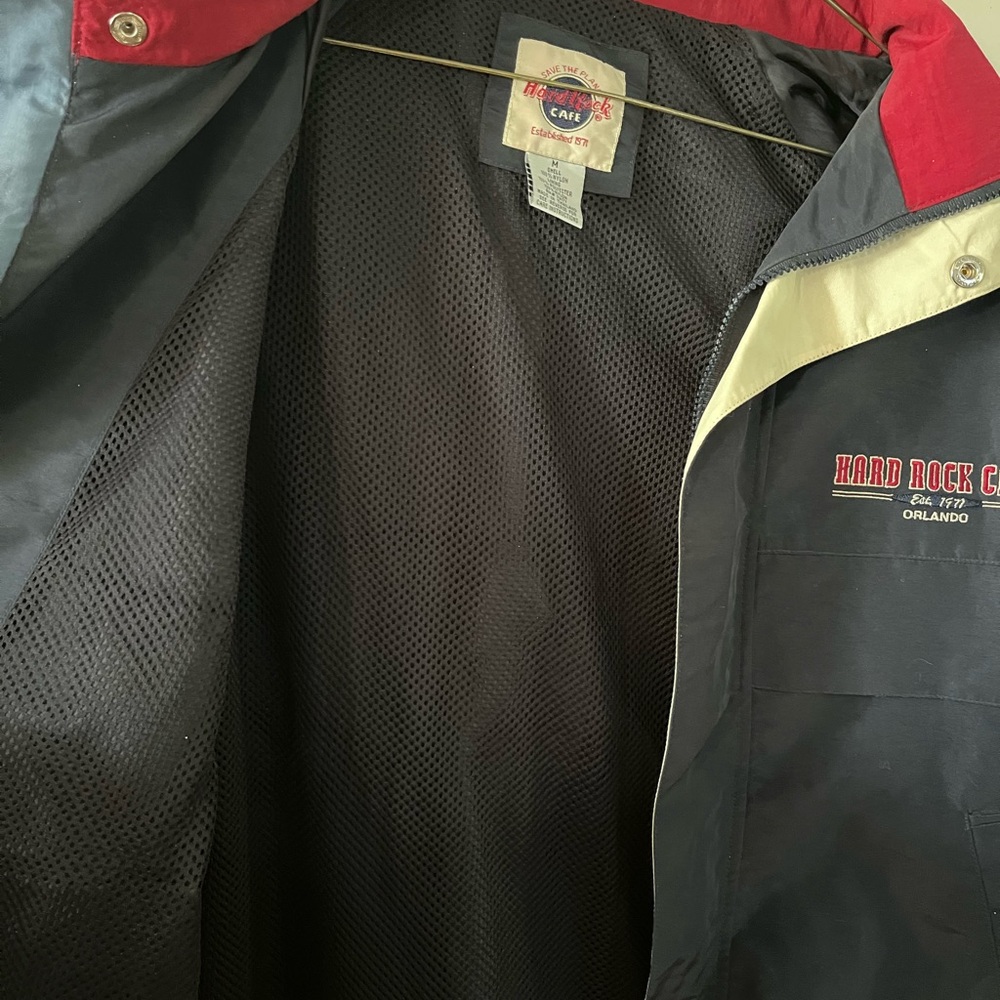 Hard Rock Cafe Blue and Red Windbreaker Jacket - Picture 7 of 8